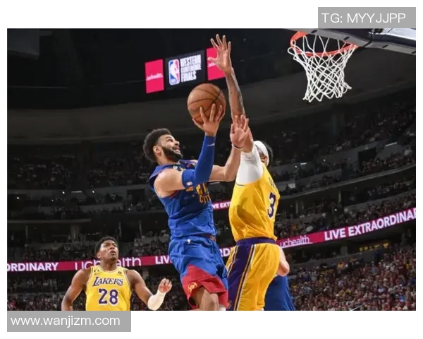 2020年NBA半决赛第二场湖人与掘金的精彩对决回顾与分析