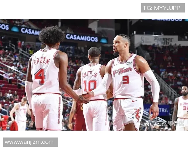 2020赛季火箭队与雄鹿队精彩对决直播回顾与分析