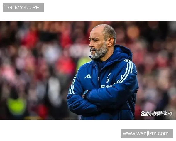 尤尼卡加与莫希姆基的巅峰对决精彩回顾与战术分析